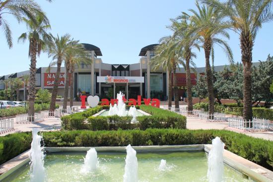 Centro commerciale Migros