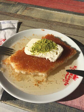Kral Kunefe