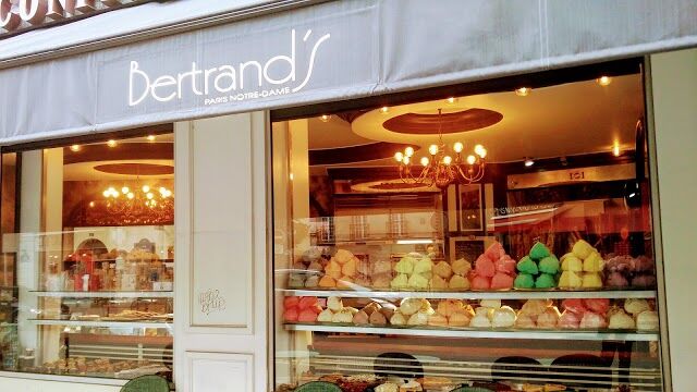 BERTRAND'S Paris Notre Dame
