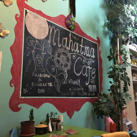 Mahatma Cafe
