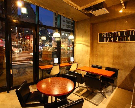 Tokyo Circus Cafe