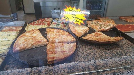 Pizzeria Del 2000