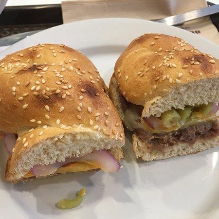 Au Bon Pain Zuellig House