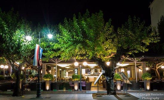 Zeys Restaurant