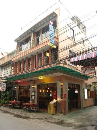Baan Glang Soi