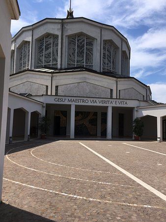 Chiesa Gesu' Maestro