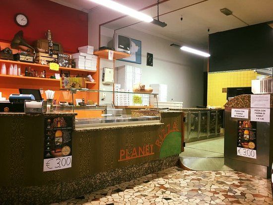 Planet Pizza