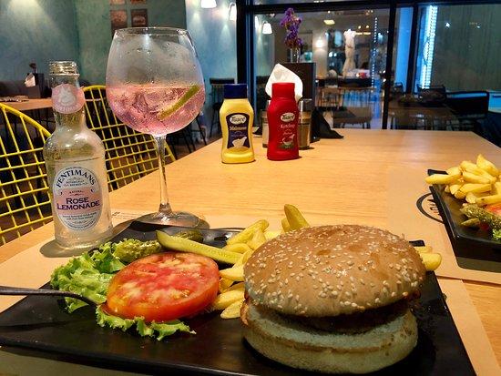 Epidamn Pizza&Burger