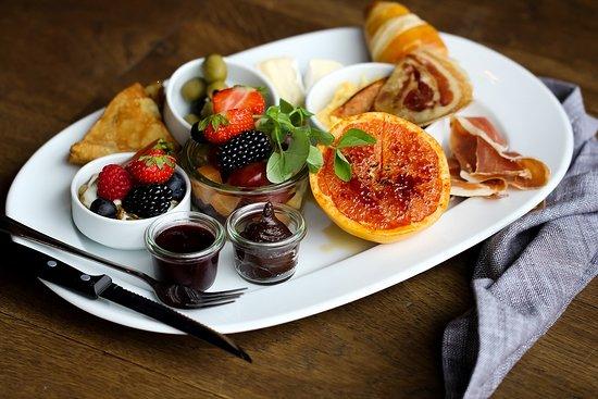 Grand Cafe Field's