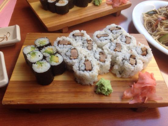 Hitomi Sushi