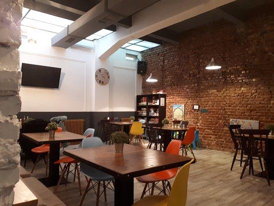 Old Brick Pub