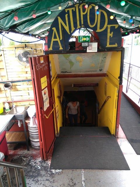 Péniche Antipode
