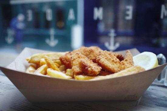 Johana's FISH & CHIPS