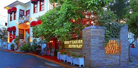 Secret Garden Restaurant