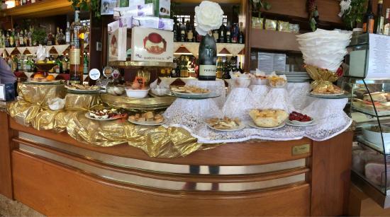 Dolly Bar