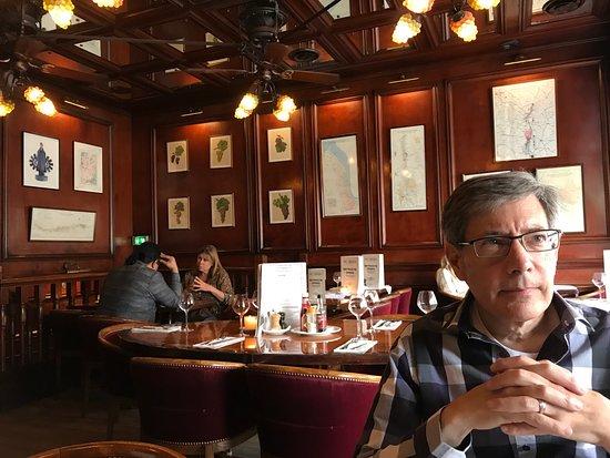 L'Entracte Cafe