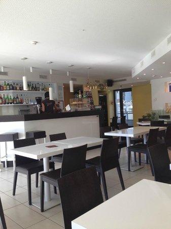 Glamour Caffe