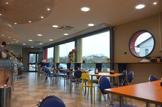 Cafe Medea