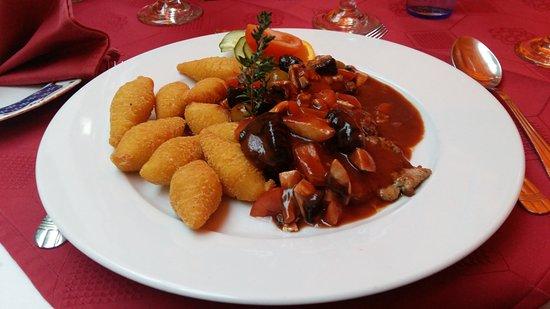 Kakas Vendeglo Restaurant