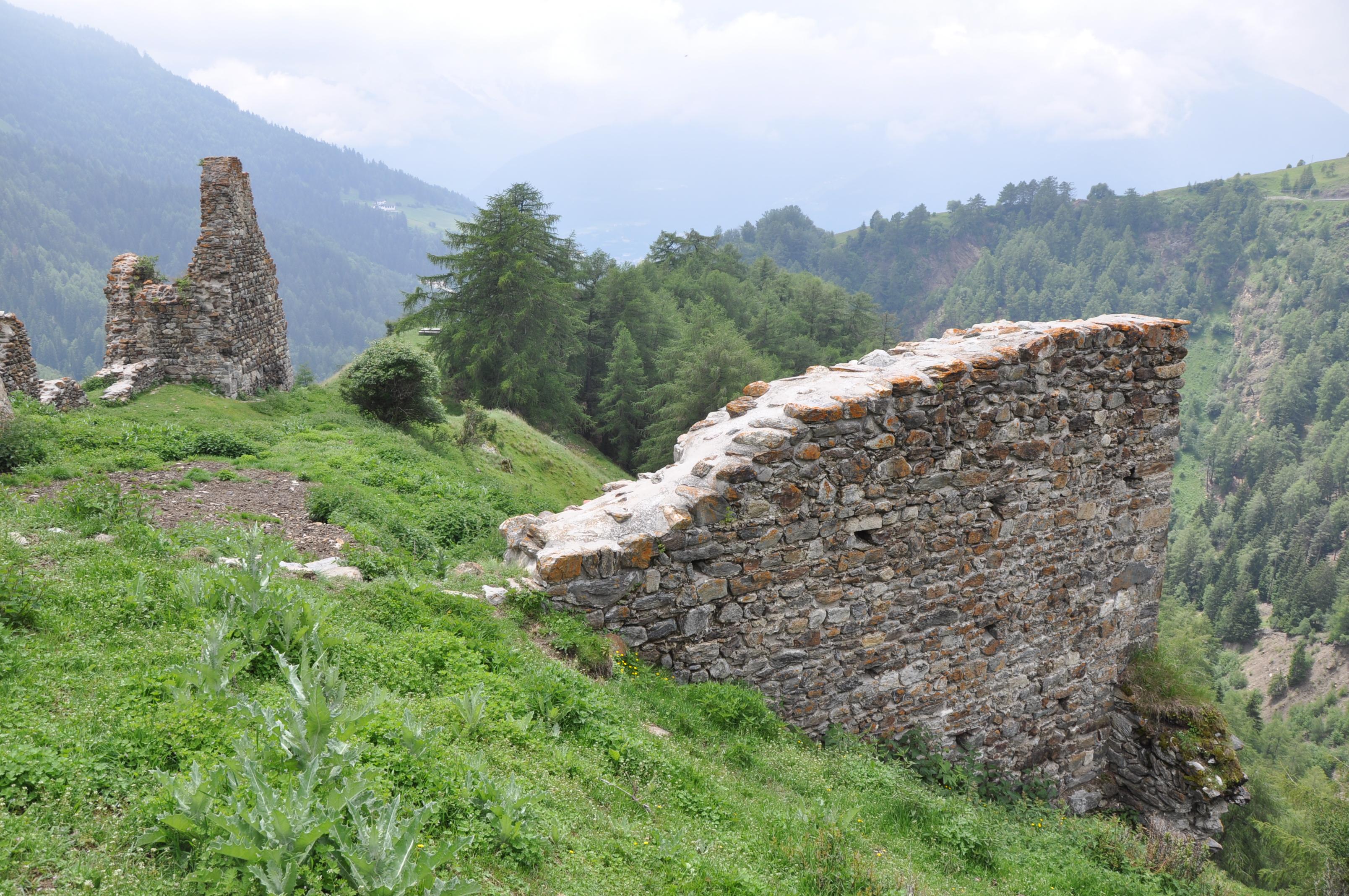 Castelli di Màzia di Sopra e di Sotto