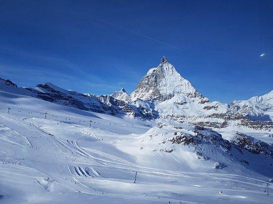 Breuil-Cervinia Ski Area
