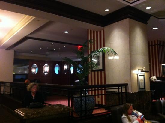 Hudson Bar & Grill