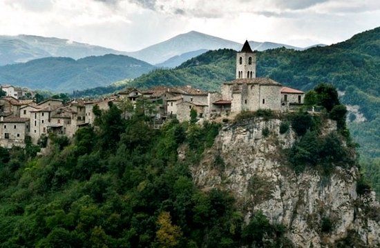 Borgo Medievale di Castel Trosino