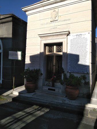 Tomba di Totò
