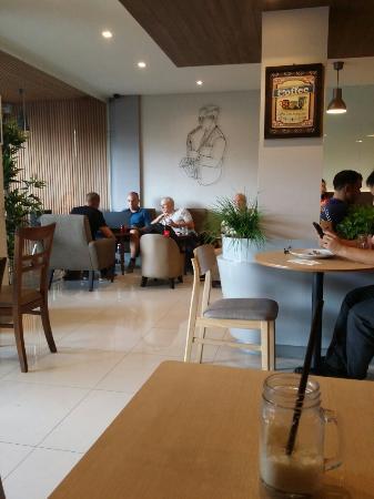 M Coffee and Bakery Shop