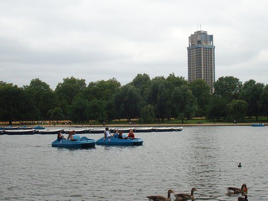 Serpentine Lake