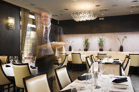 ARAZ Bistro