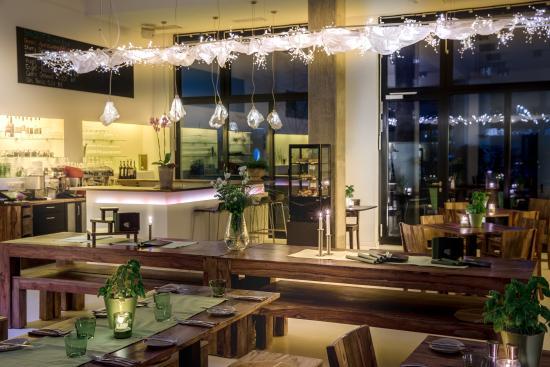 Bistro Bardot