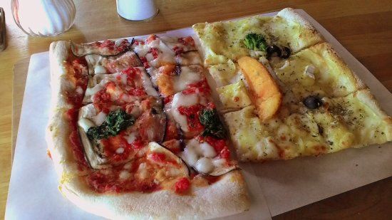 Pizza Delizia