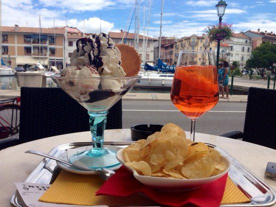 Bar Gelateria Bomben