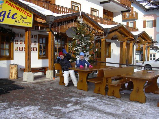 Magic Pub Ski Burger