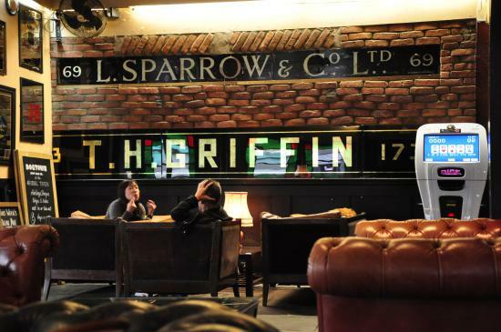 Arsenal Tavern
